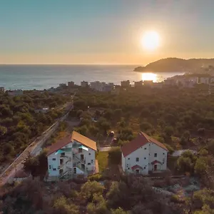 Aria , Himarë Albanie